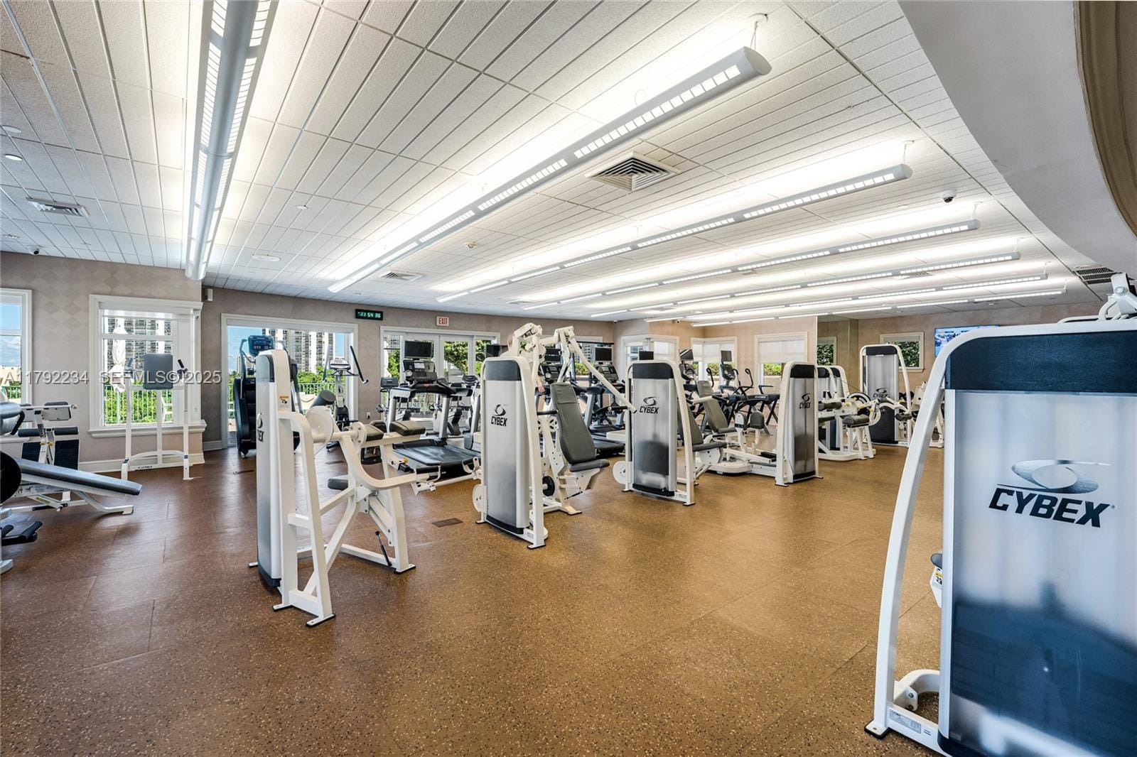 19900 E Country Club Drive 612, Aventura, FL 33180 photo 26