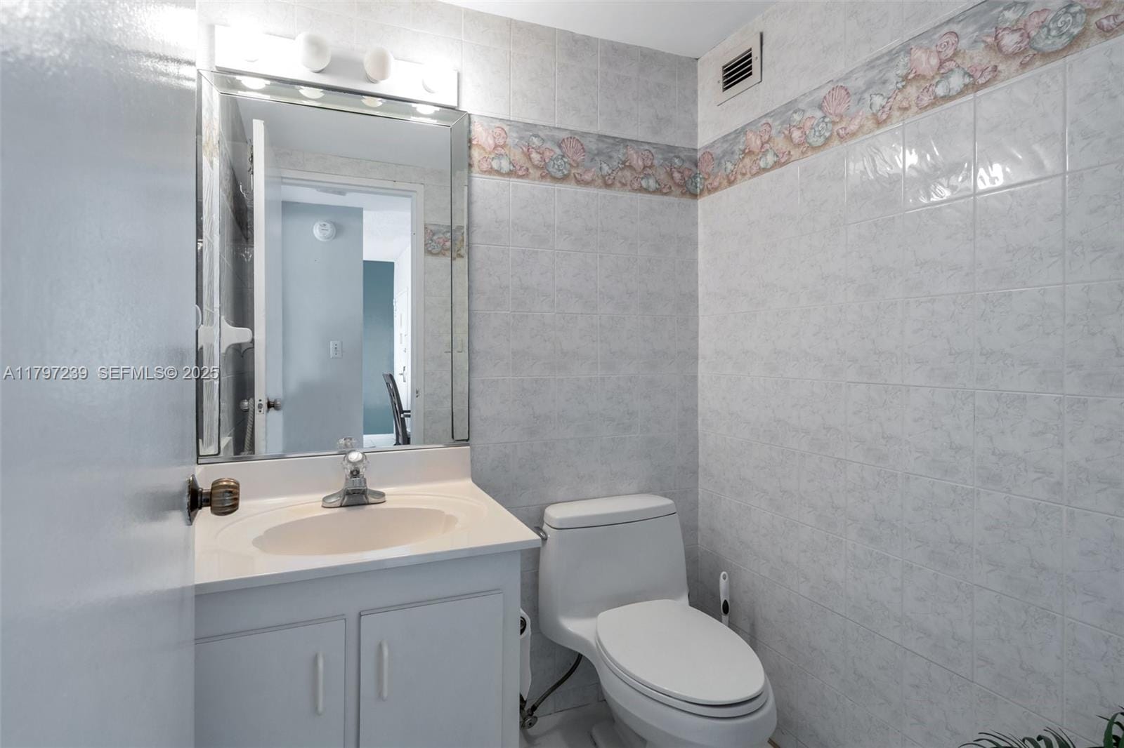 5601 Collins Avenue 615, Miami Beach, FL 33140 photo 23