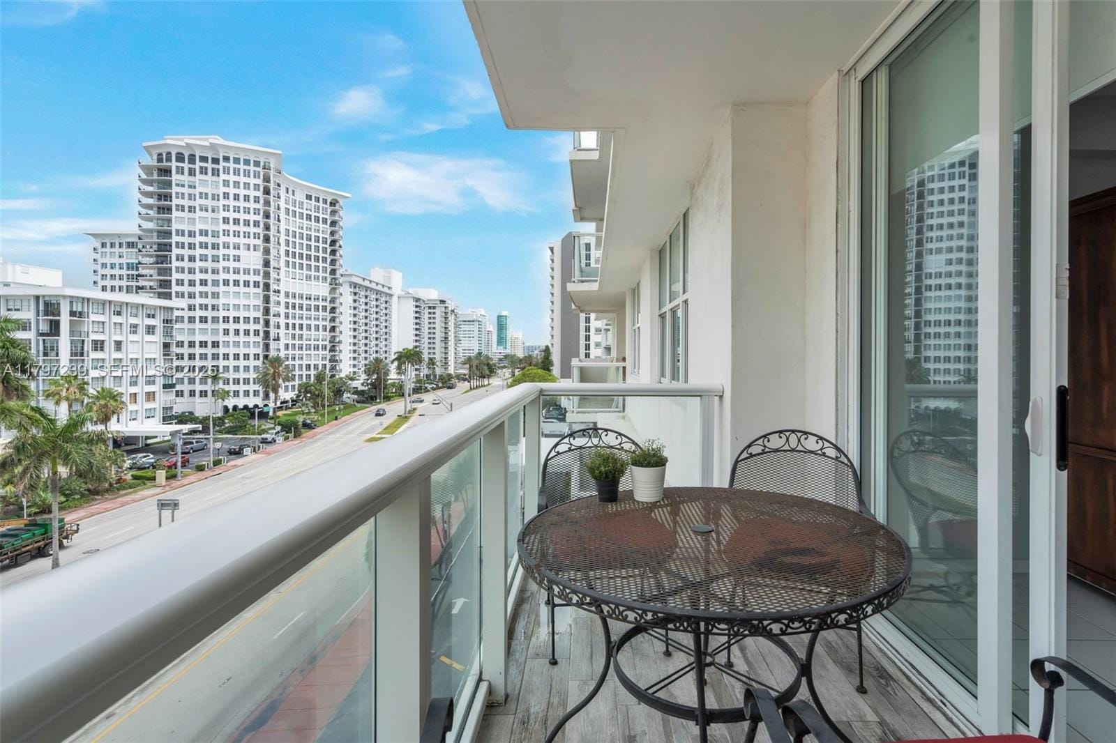 5601 Collins Avenue 615 — photo 4