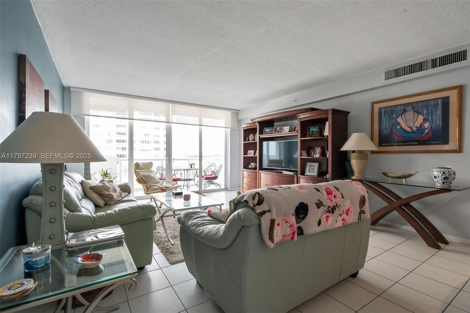 5601 Collins Avenue 615 — photo 9
