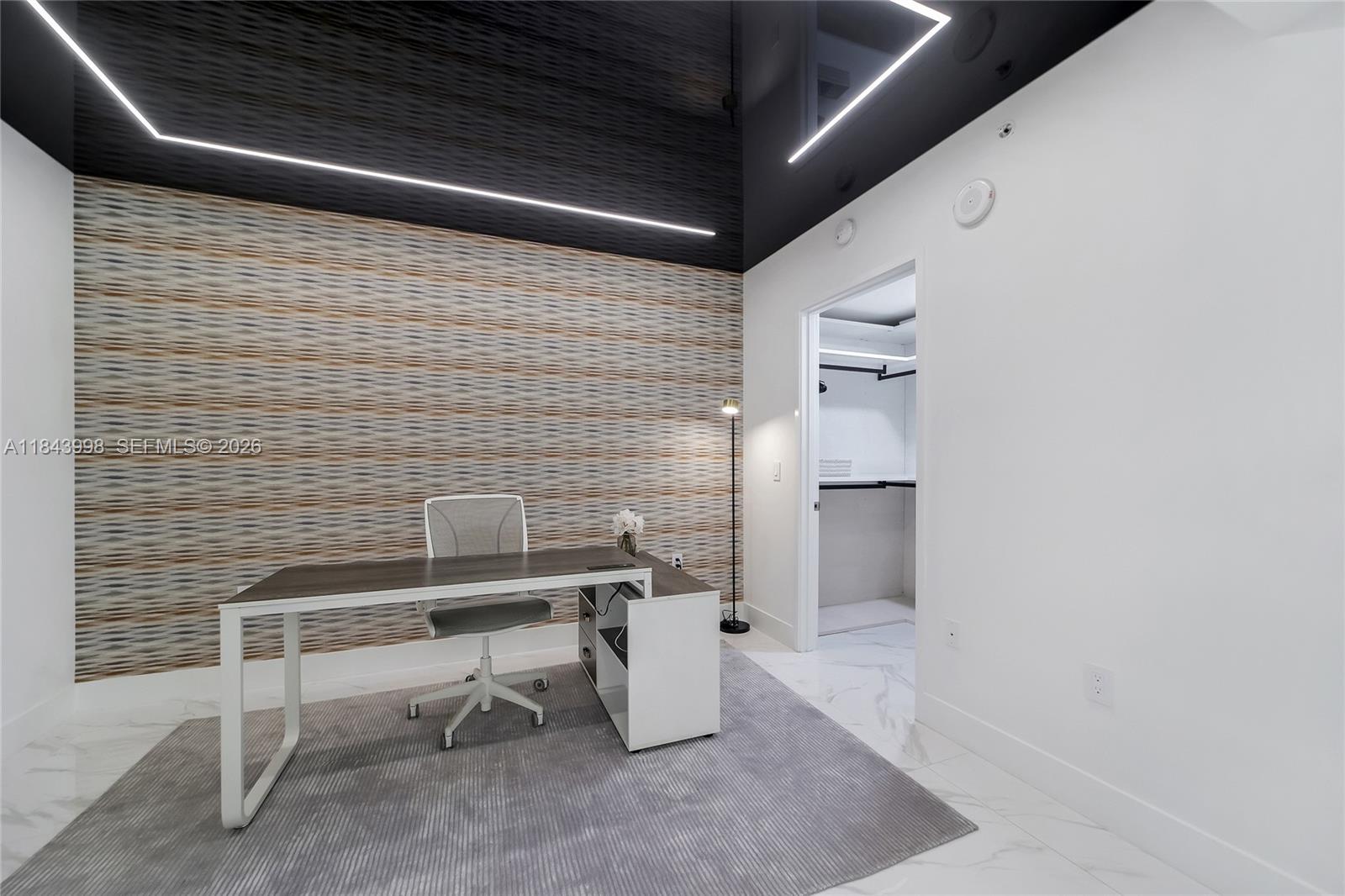 300 Sunny Isles Boulevard 42203, Sunny Isles Beach, FL 33160 photo 21