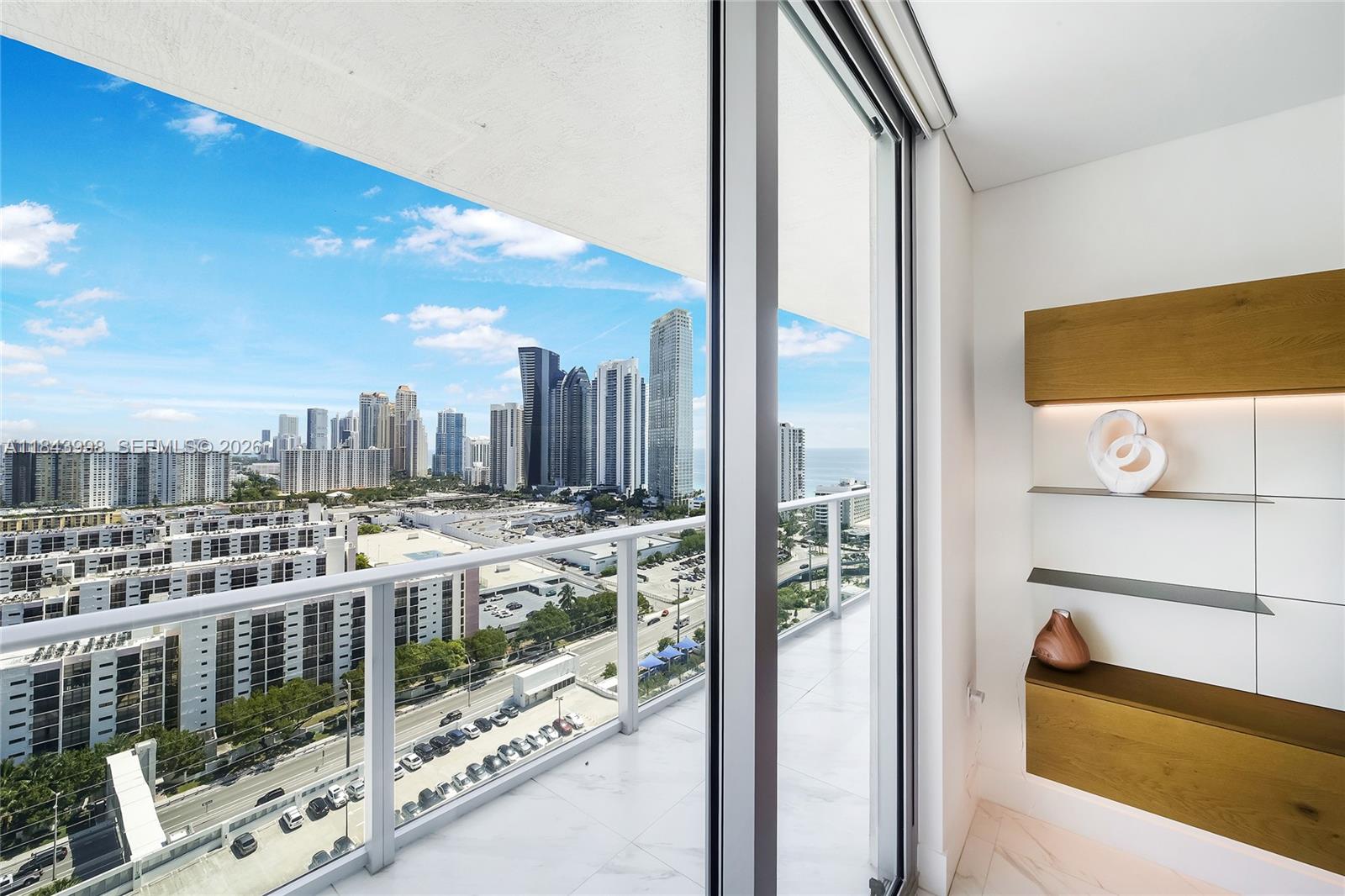 300 Sunny Isles Boulevard 42203 — photo 7