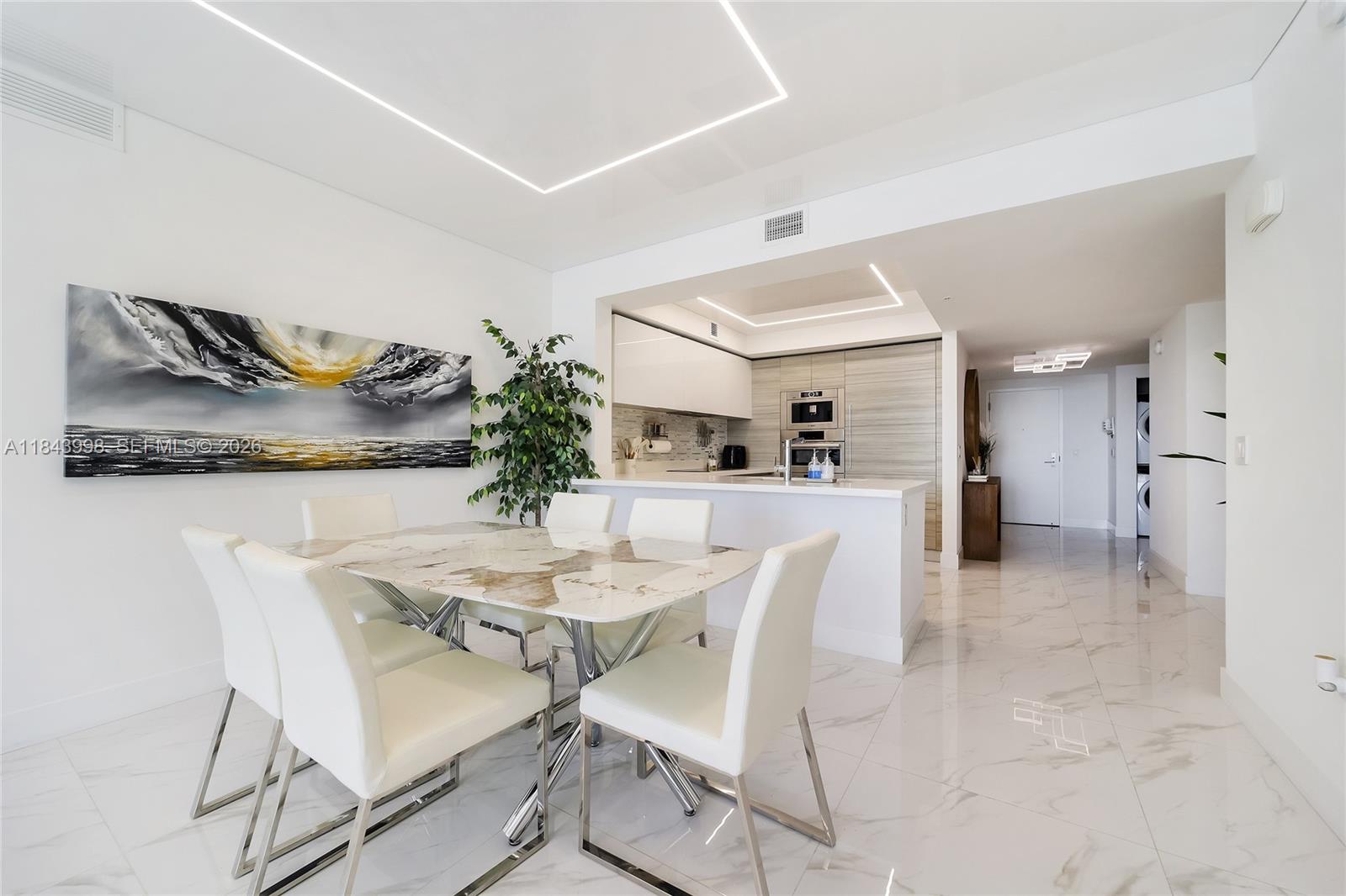 300 Sunny Isles Boulevard 42203 — photo 10