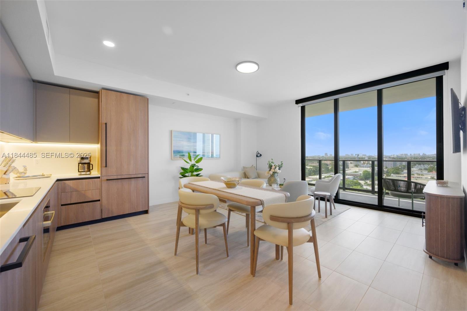 580 72nd Street 1009, Miami Beach, FL 33141, Miami Beach