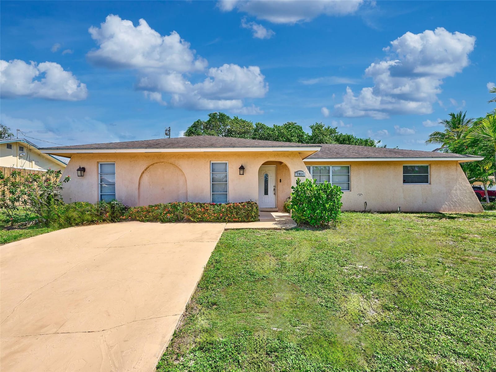 2014 7th Court, Lake Worth Beach, FL 33461