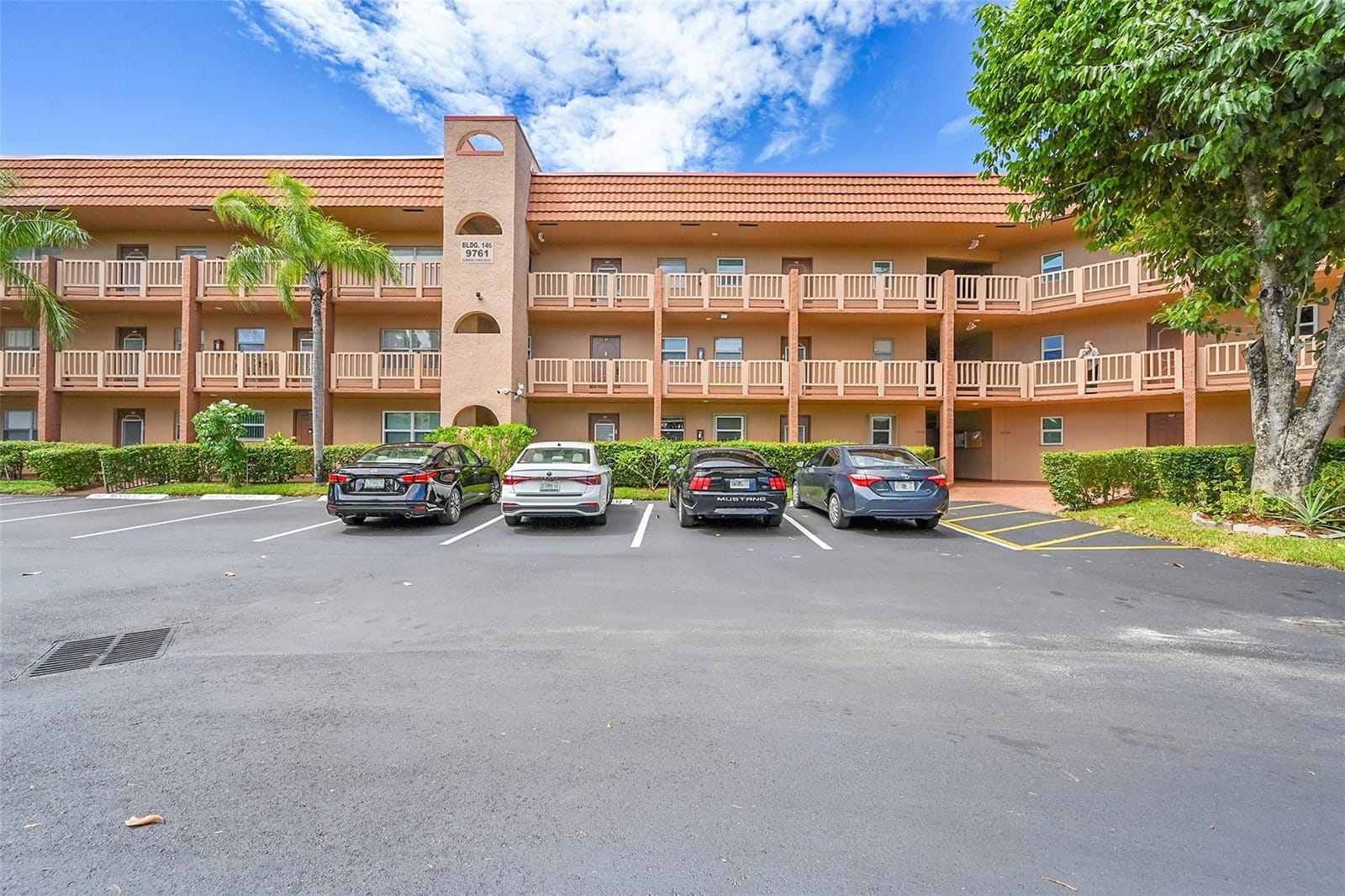 9761 Sunrise Lakes Boulevard 301, Sunrise, FL 33322 photo 20