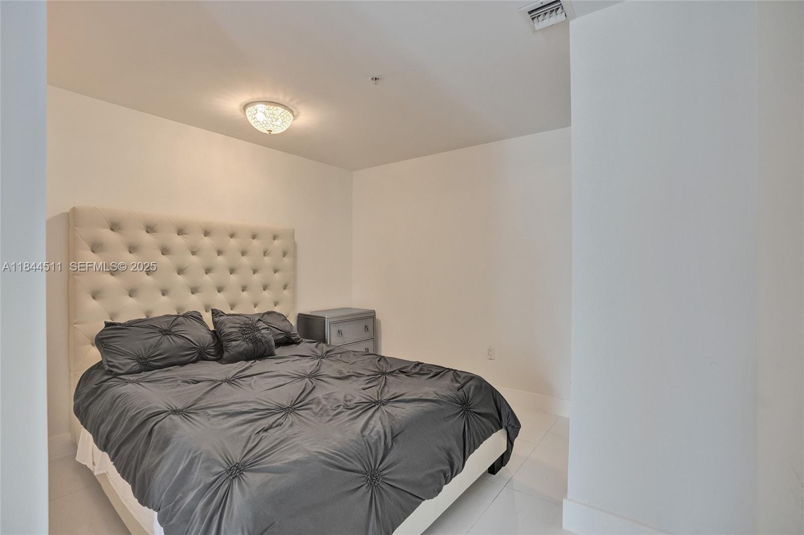 92 SW 3rd Street 905 — photo 12
