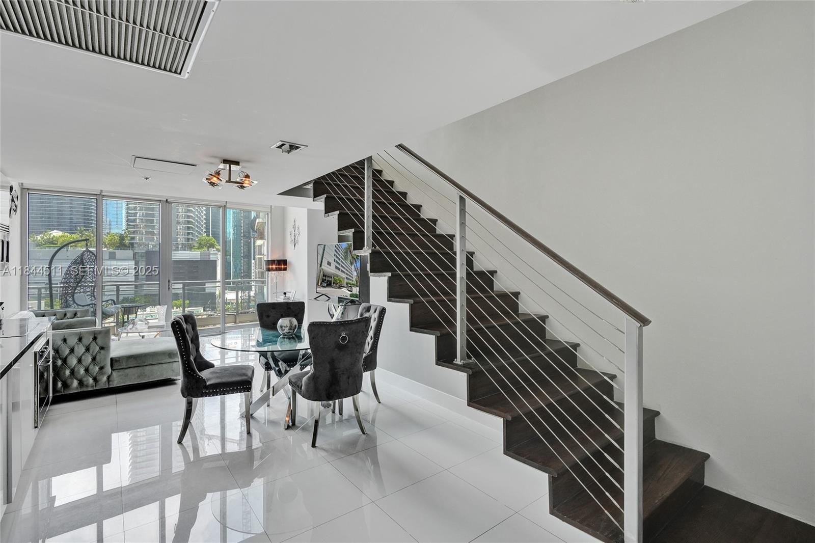 92 SW 3rd Street 905, Miami, FL 33130 photo 17