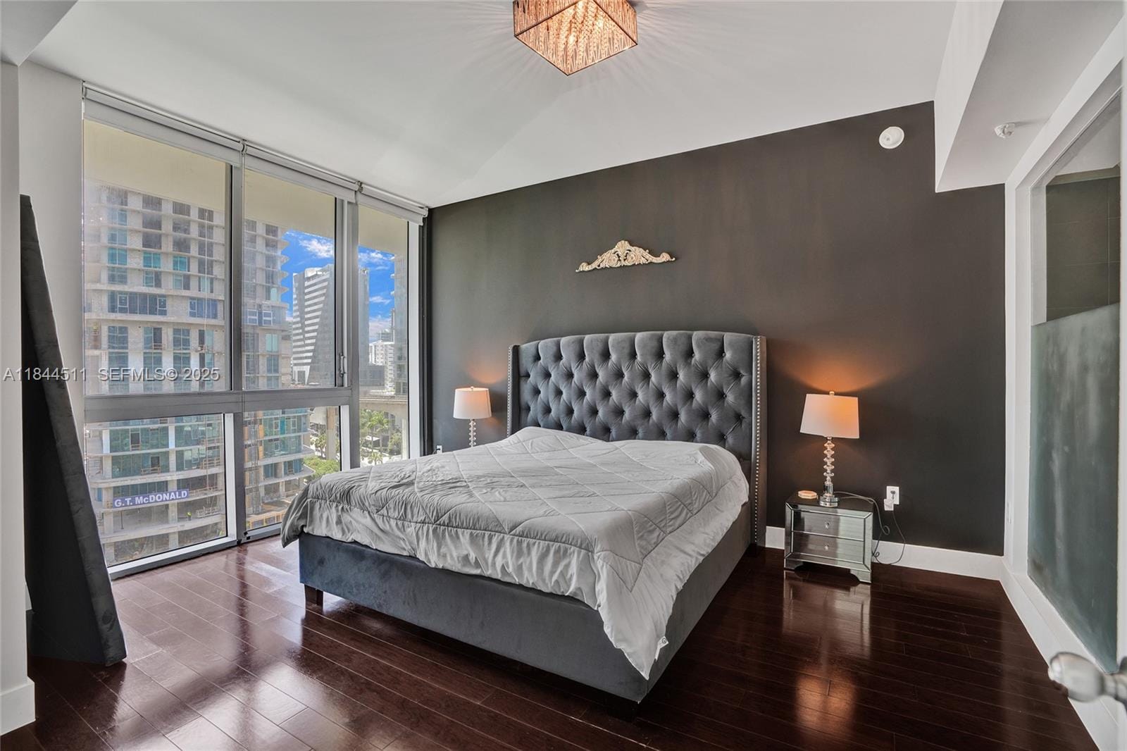 92 SW 3rd Street 905, Miami, FL 33130 photo 19
