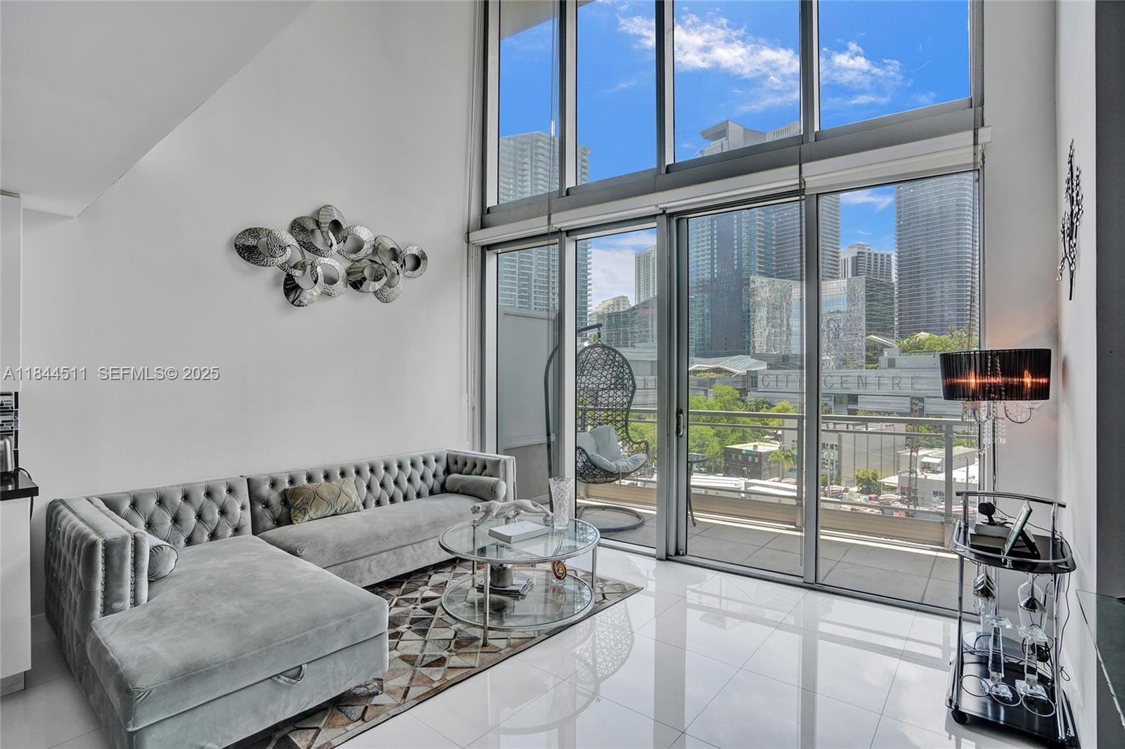 92 SW 3rd Street 905, Miami, FL 33130