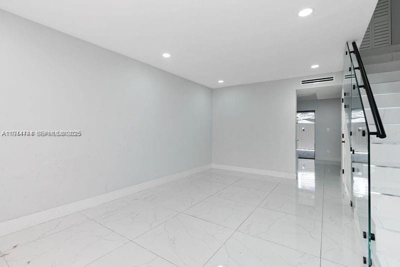 5431 W 22nd Court 107 — photo 3