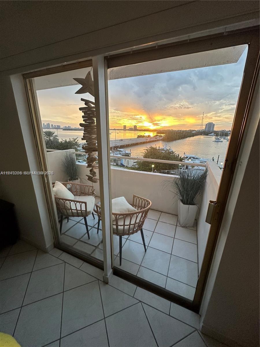 7904 West Drive 407, North Bay Village, FL 33141, North Bay Village