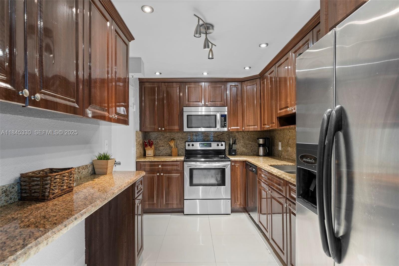 4001 S Ocean Drive 6M — photo 7