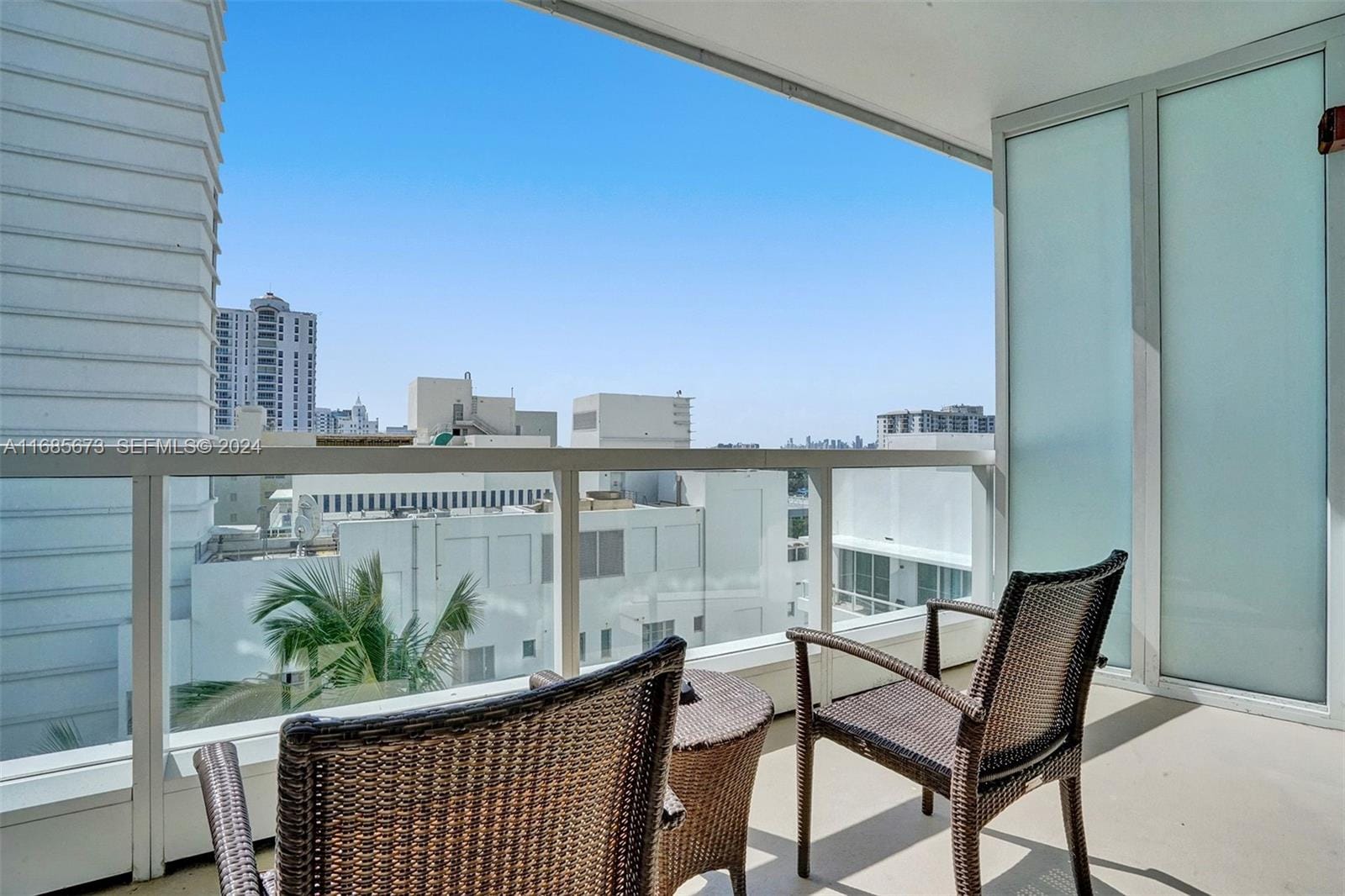 4391 Collins Avenue 915 — photo 6