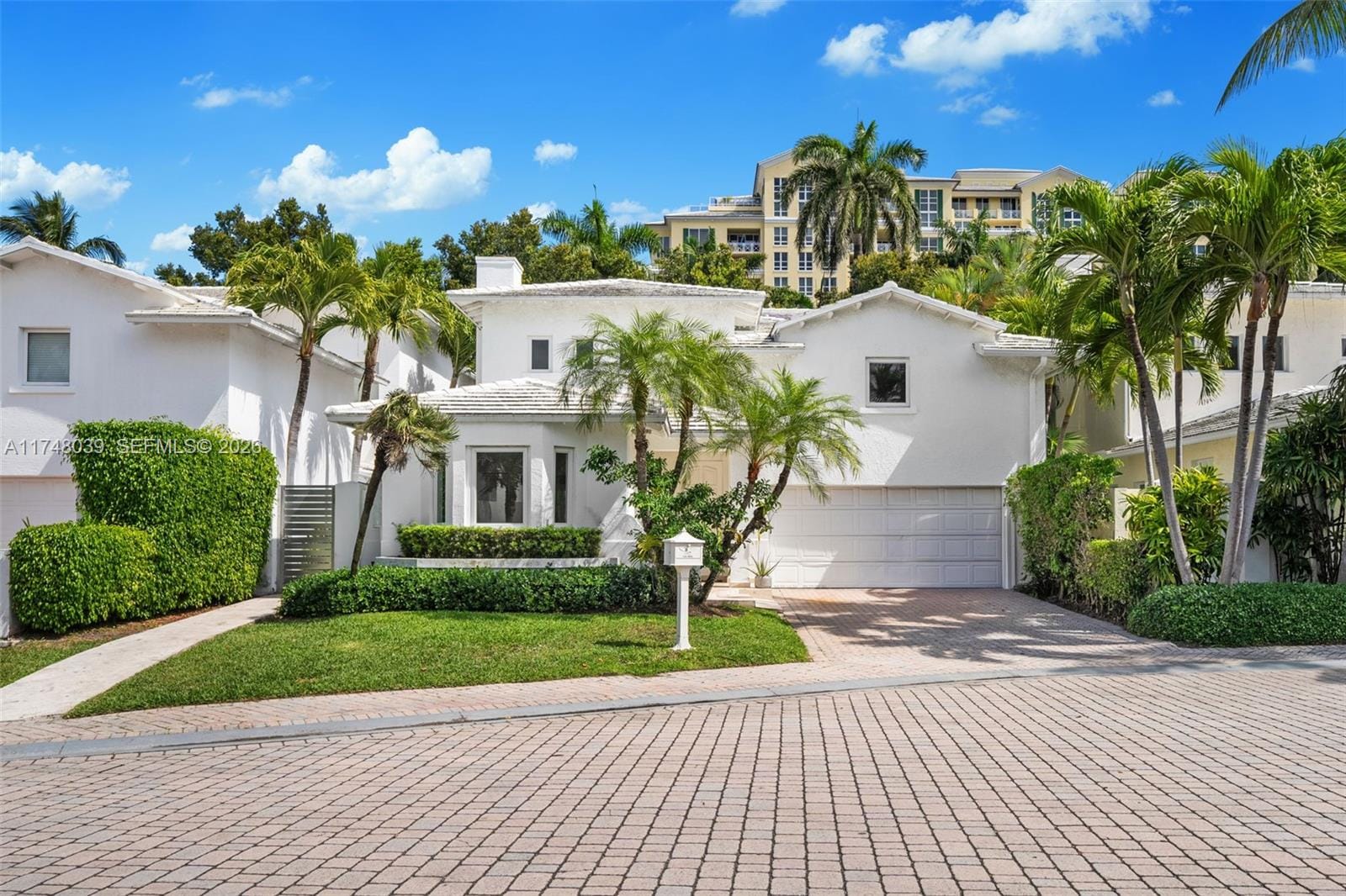 6 Coconut Lane — photo 2