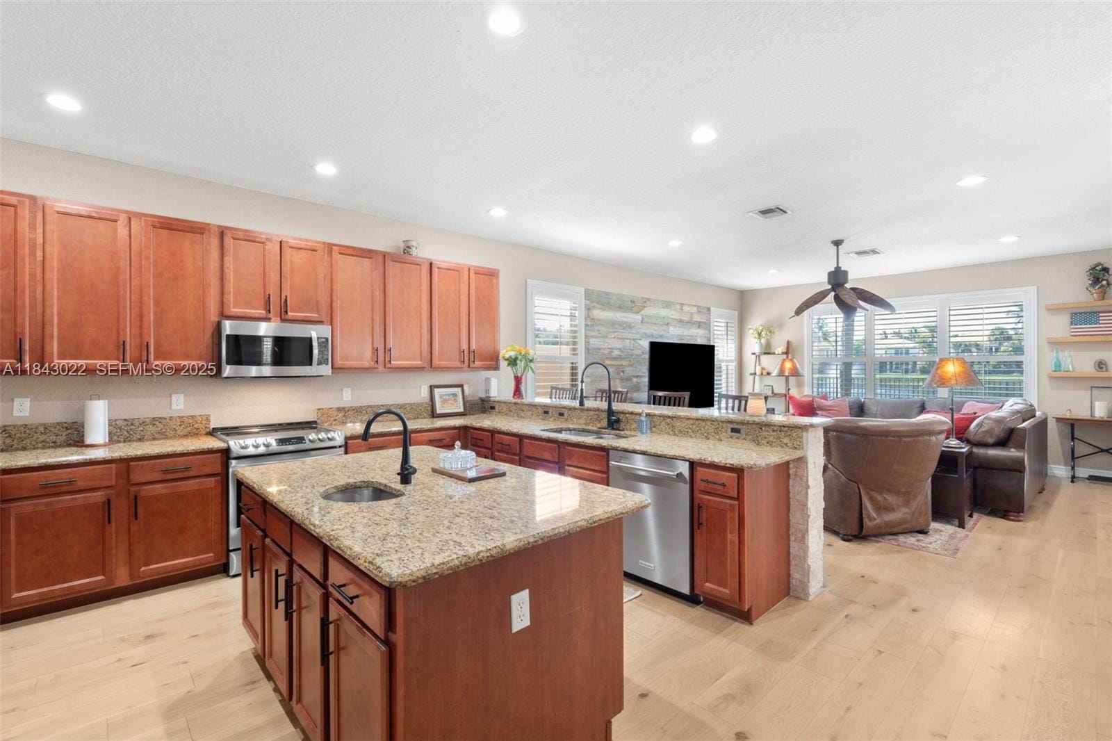 8864 Maple Hill Court, Boynton Beach, FL 33473 photo 5