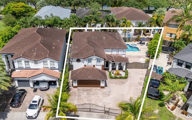 14989 SW 22nd Street, Miami, FL 33185