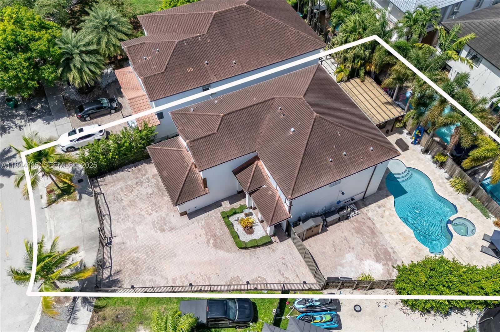 14989 SW 22nd Street, Miami, FL 33185 photo 2