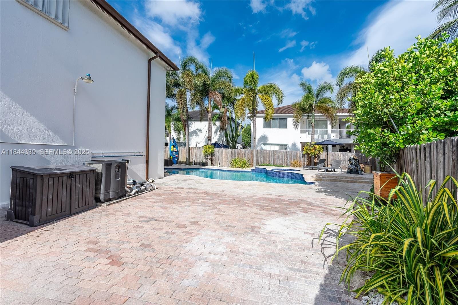 14989 SW 22nd Street, Miami, FL 33185 photo 12