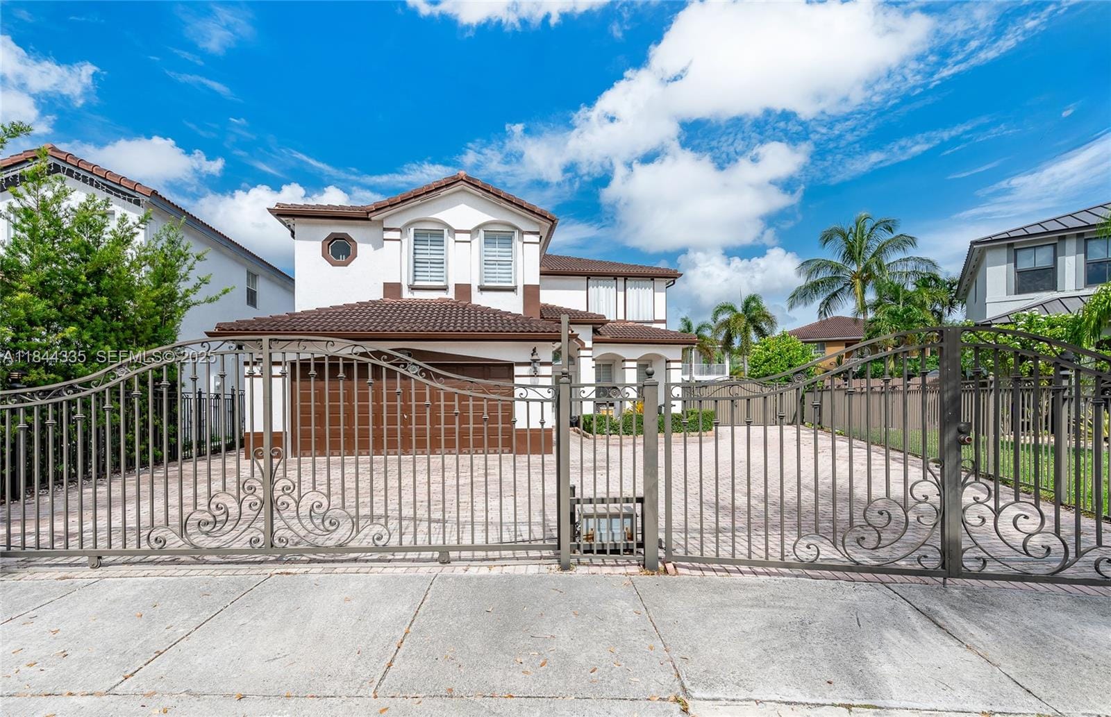 14989 SW 22nd Street, Miami, FL 33185 photo 4
