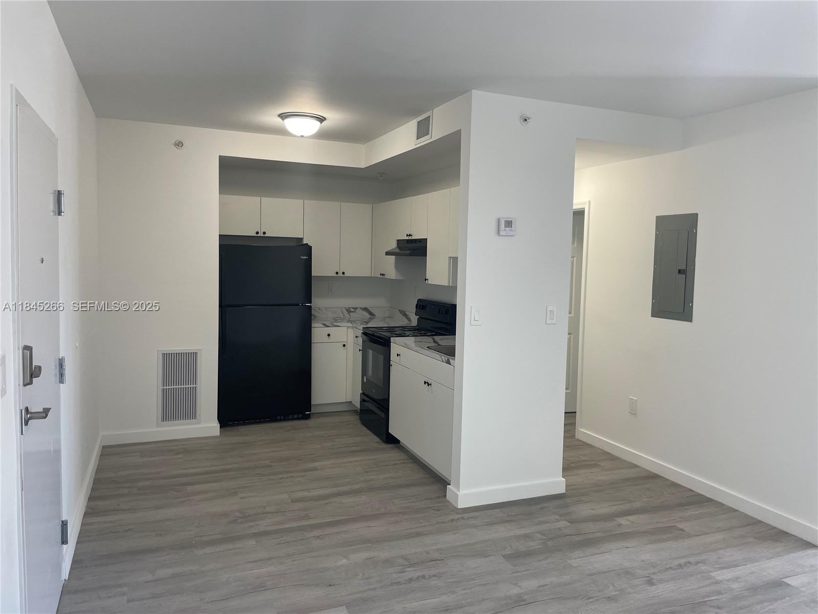 5944 SW 64th Street 301 — photo 7
