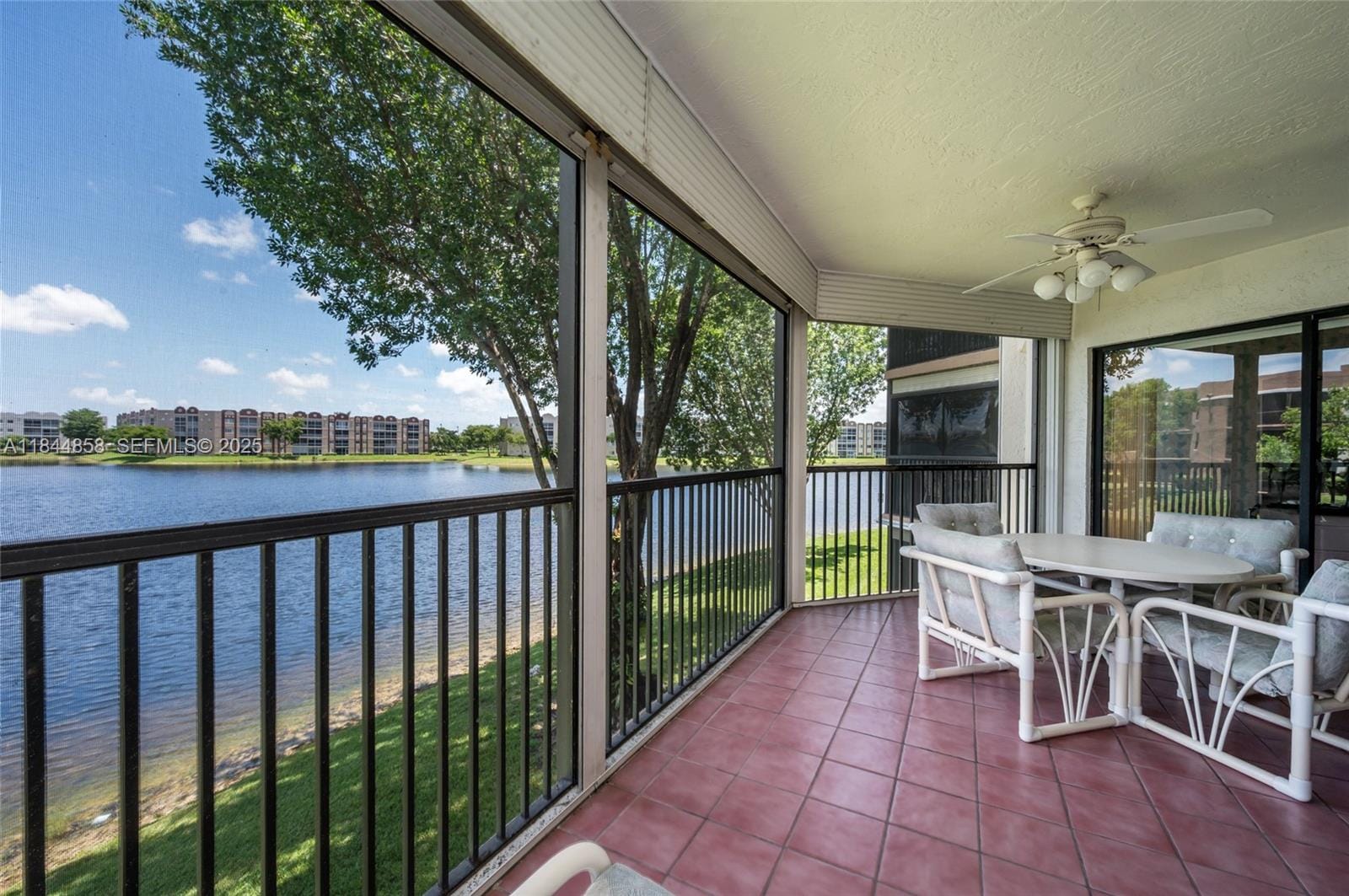 7536 Fairfax Drive 205, Tamarac, FL 33321
