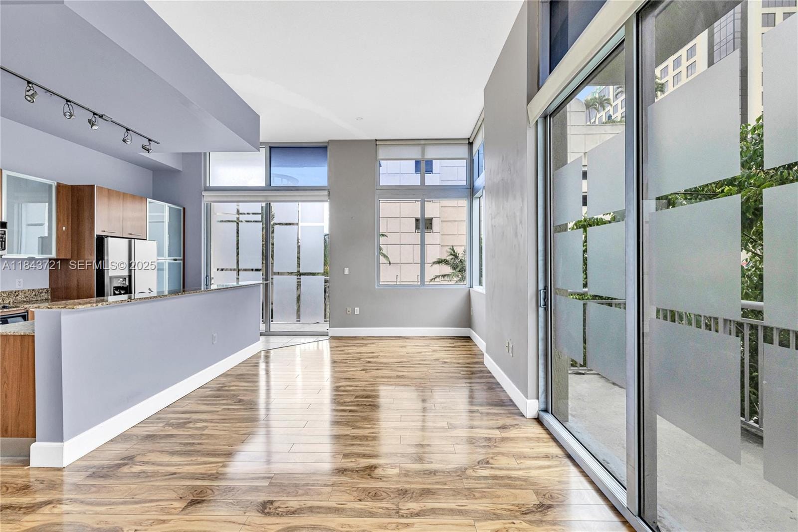 9055 SW 73rd Court 310 — photo 6