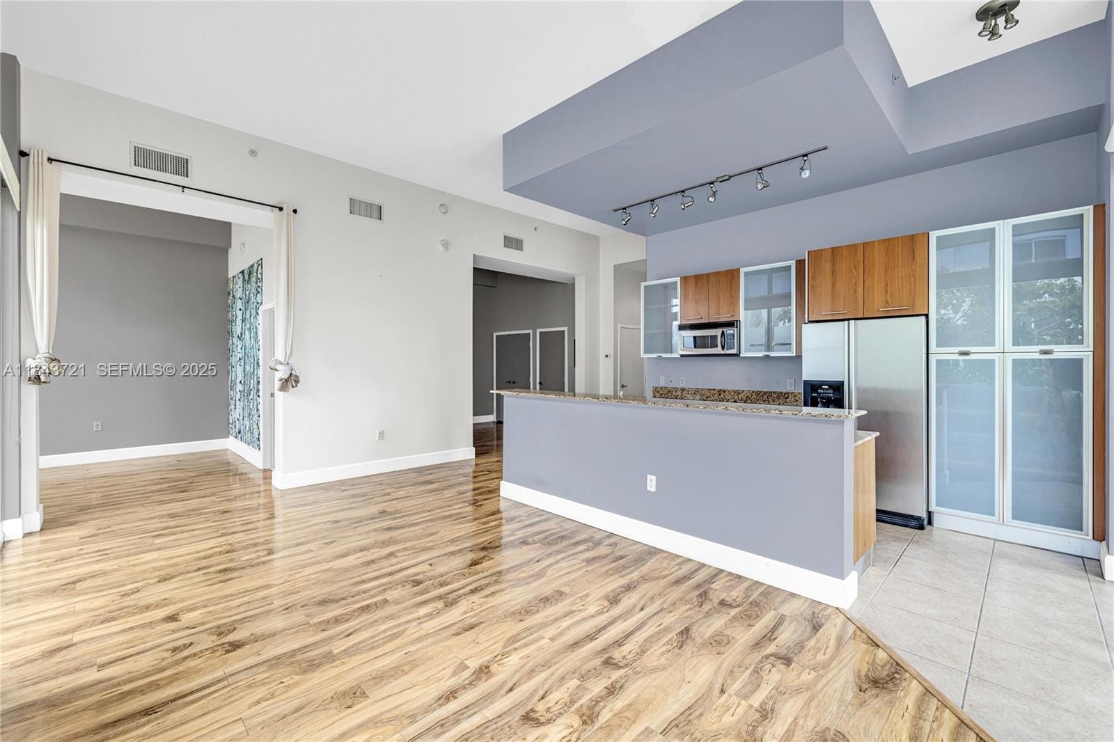 9055 SW 73rd Court 310 — photo 9