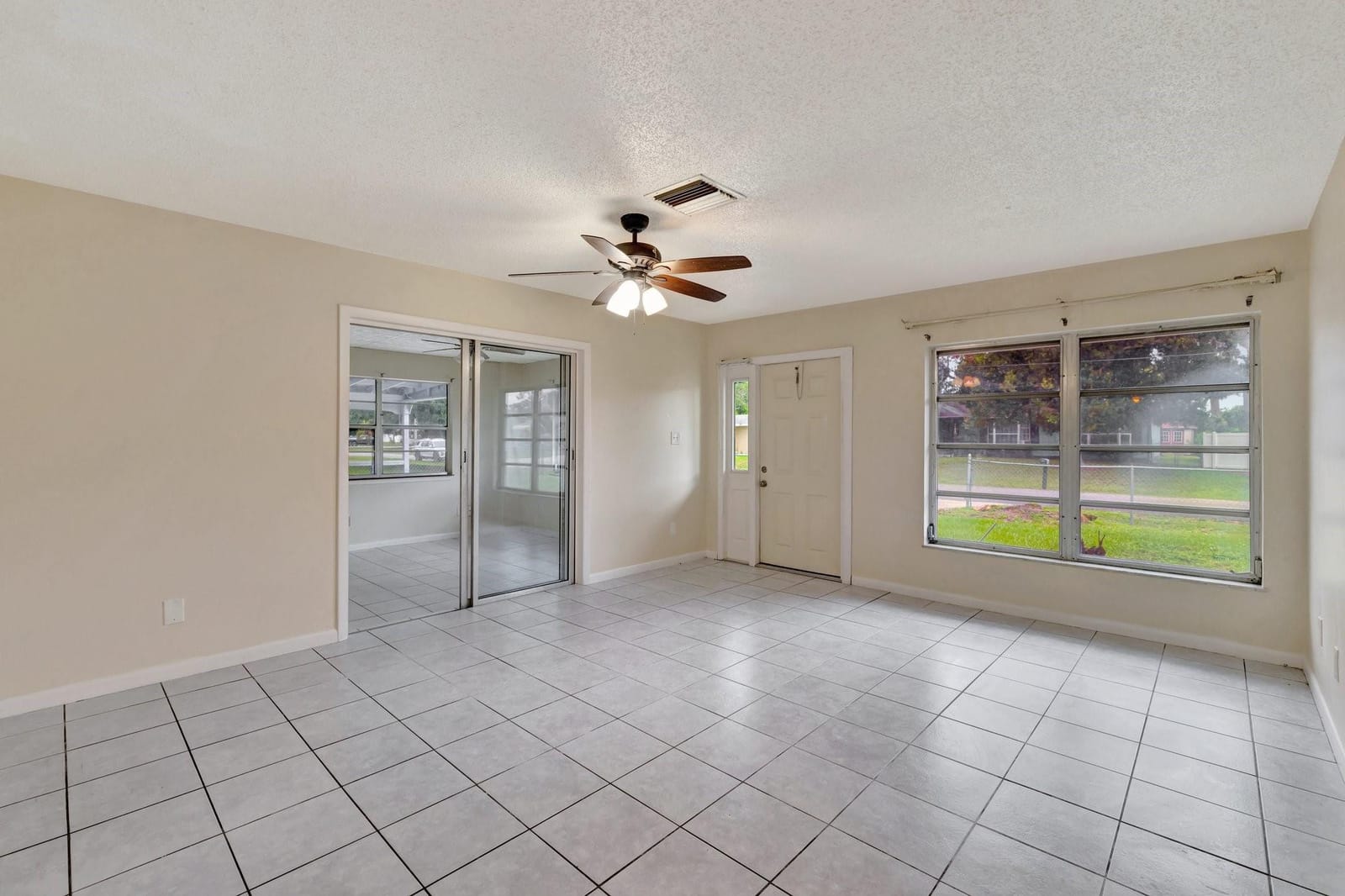 7202 Penny Lane — photo 5