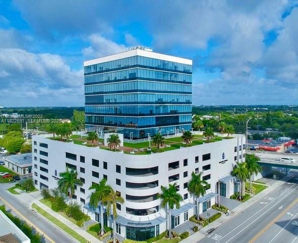 20200 W Dixie Highway 603 — photo 2