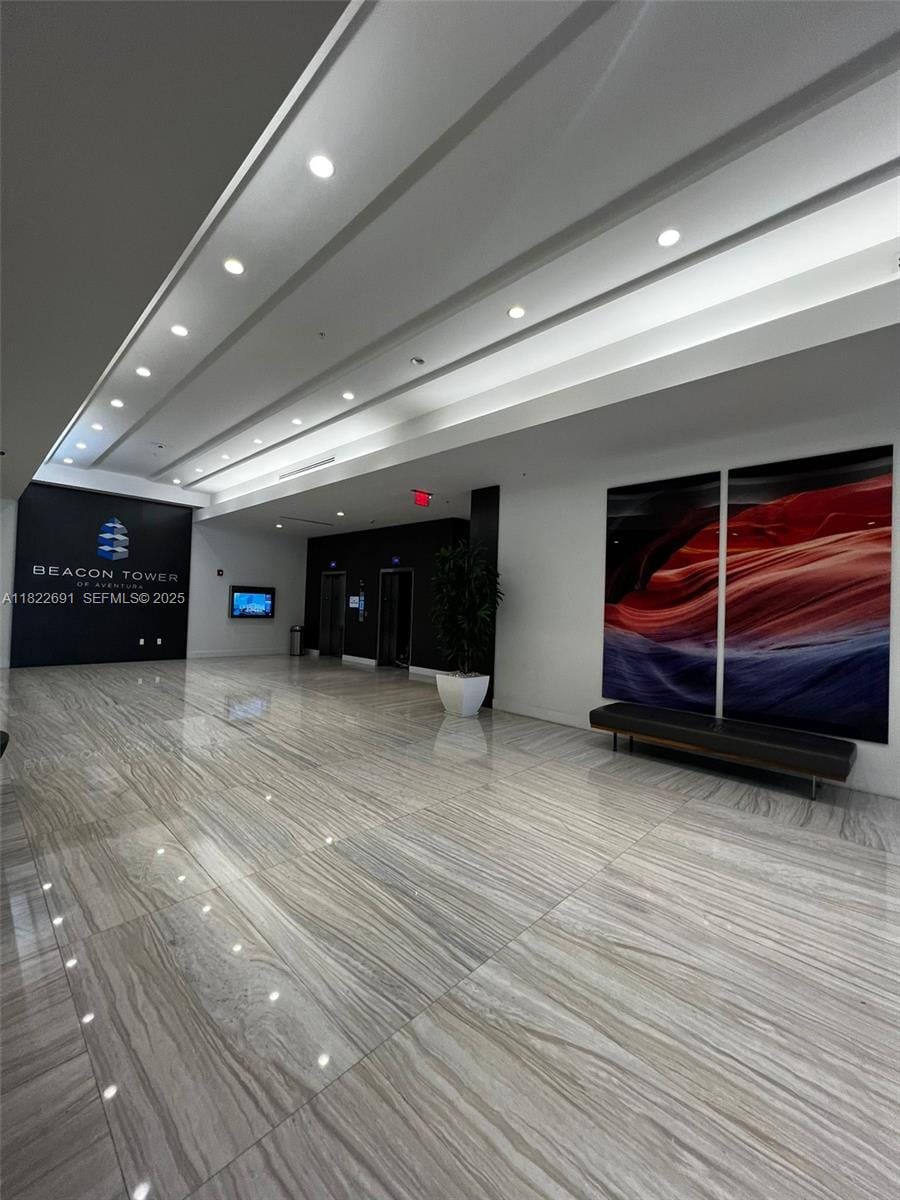 20200 W Dixie Highway 603, Miami, FL 33180 photo 13
