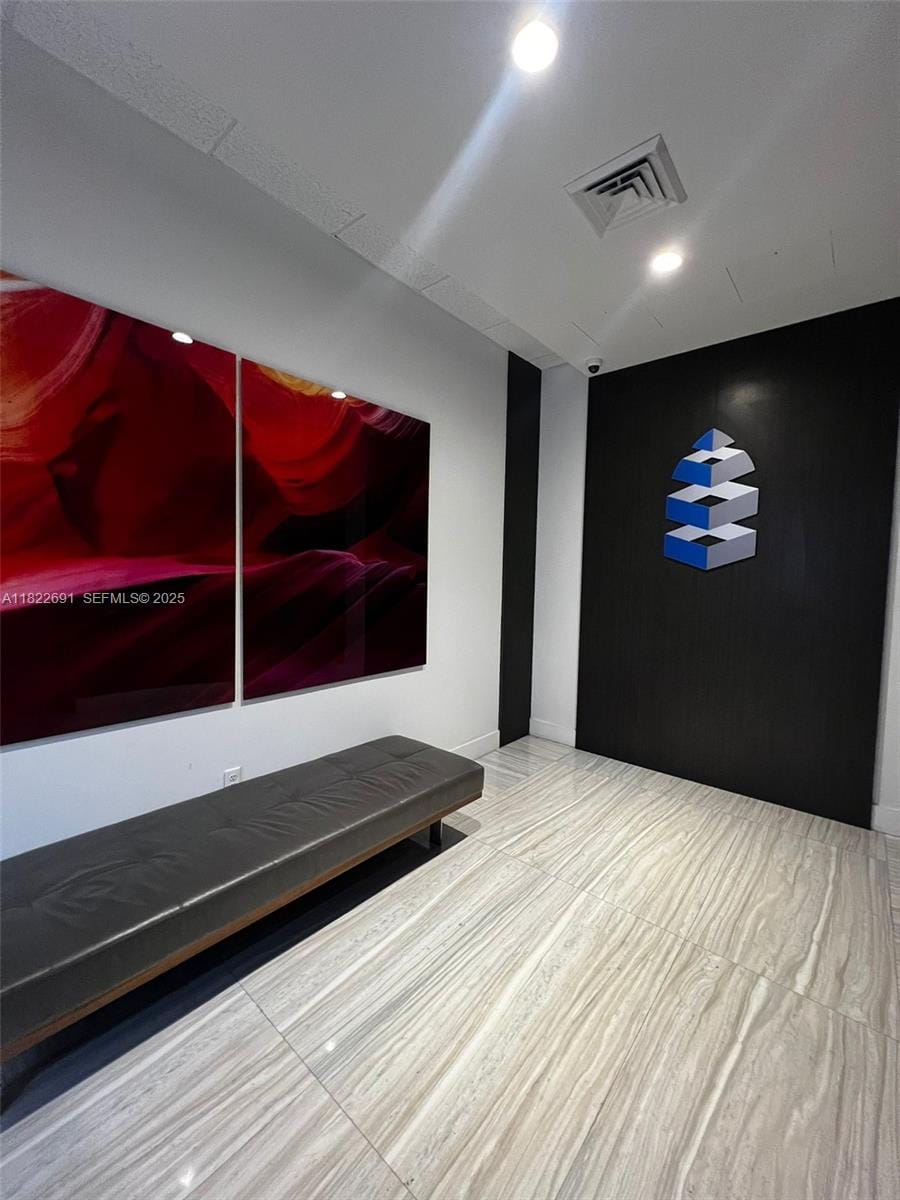20200 W Dixie Highway 603, Miami, FL 33180 photo 14