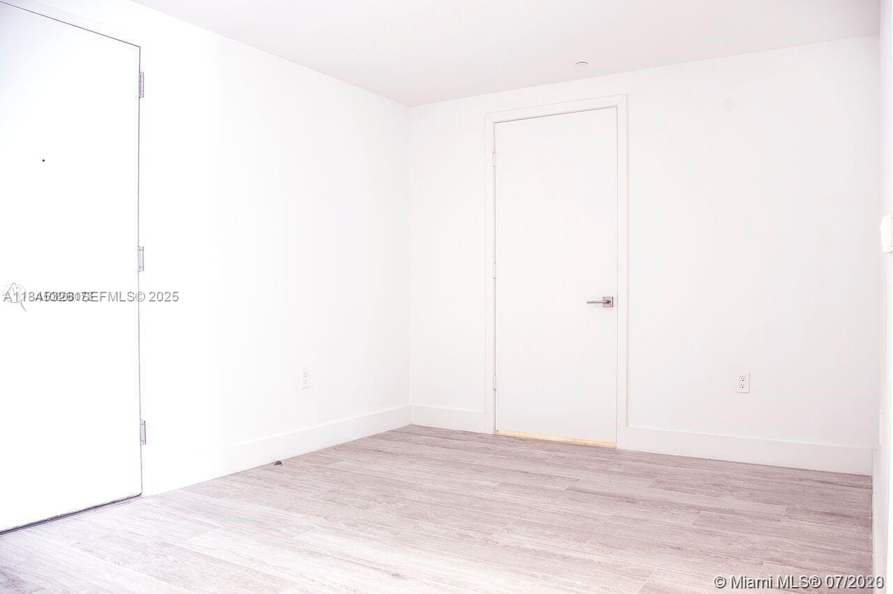 121 NE 34th Street 806, Miami, FL 33137 photo 6