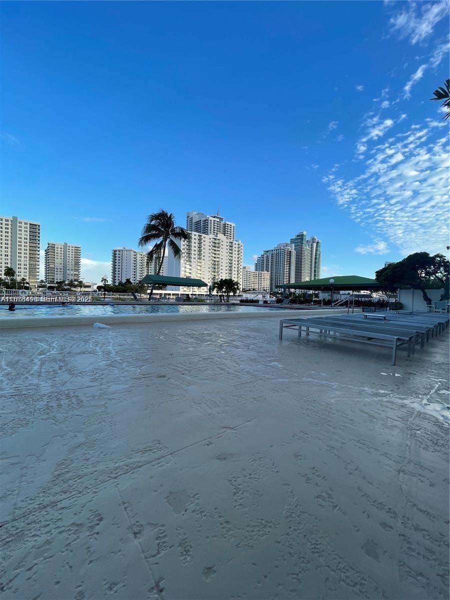 1000 Parkview Drive 920, Hallandale Beach, FL 33009 photo 30