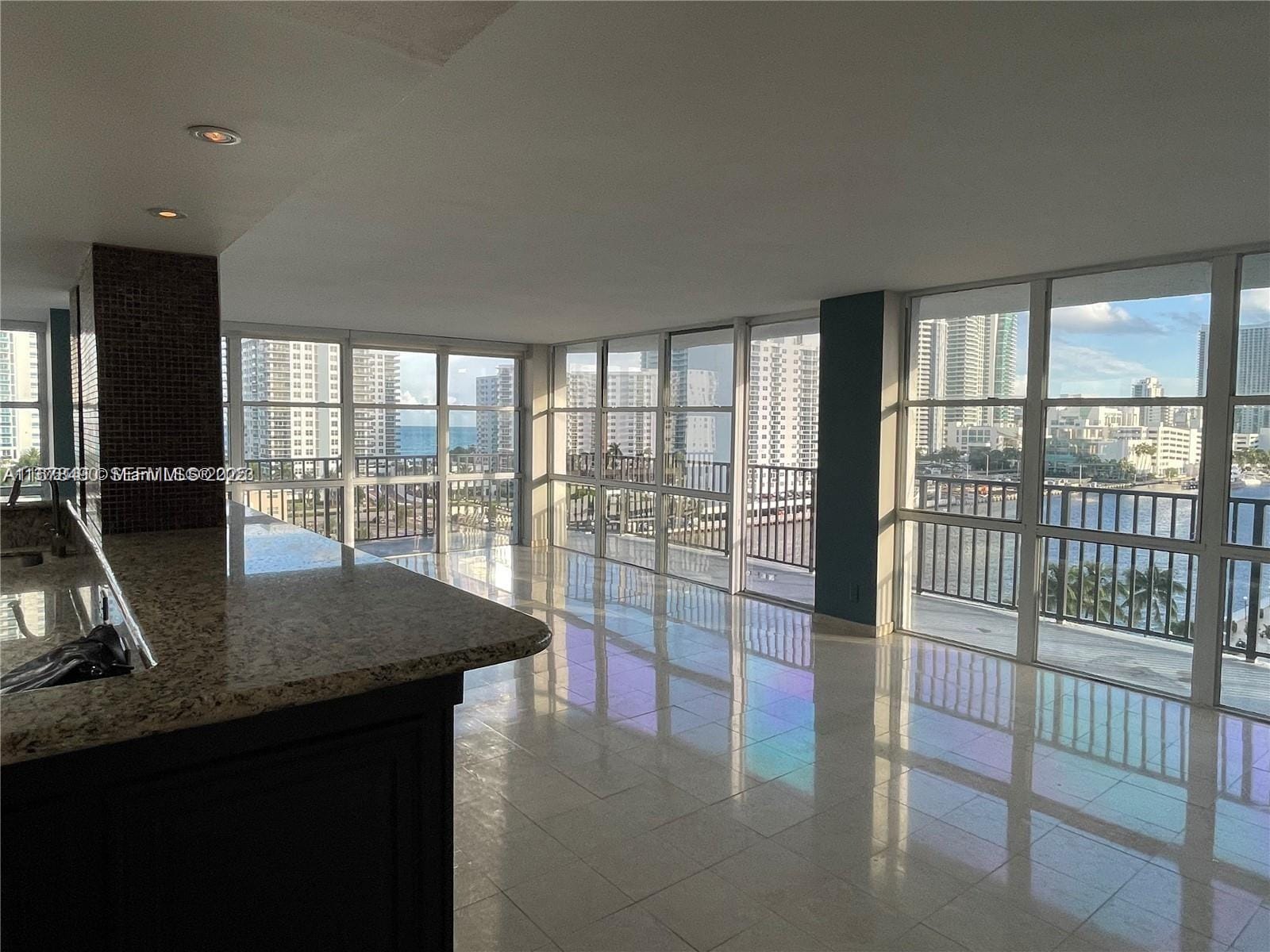 1000 Parkview Drive 920 — photo 5