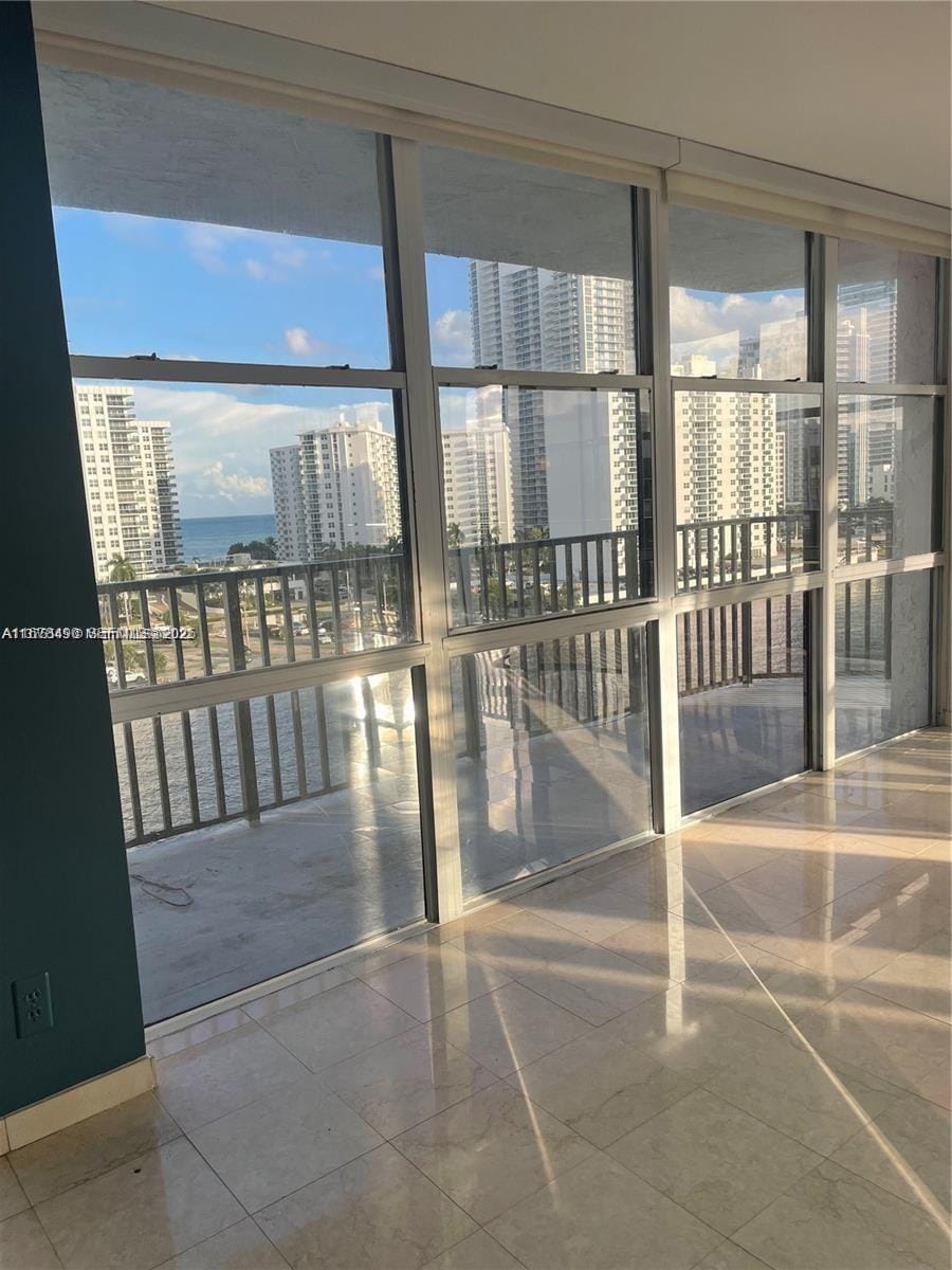 1000 Parkview Drive 920 — photo 10
