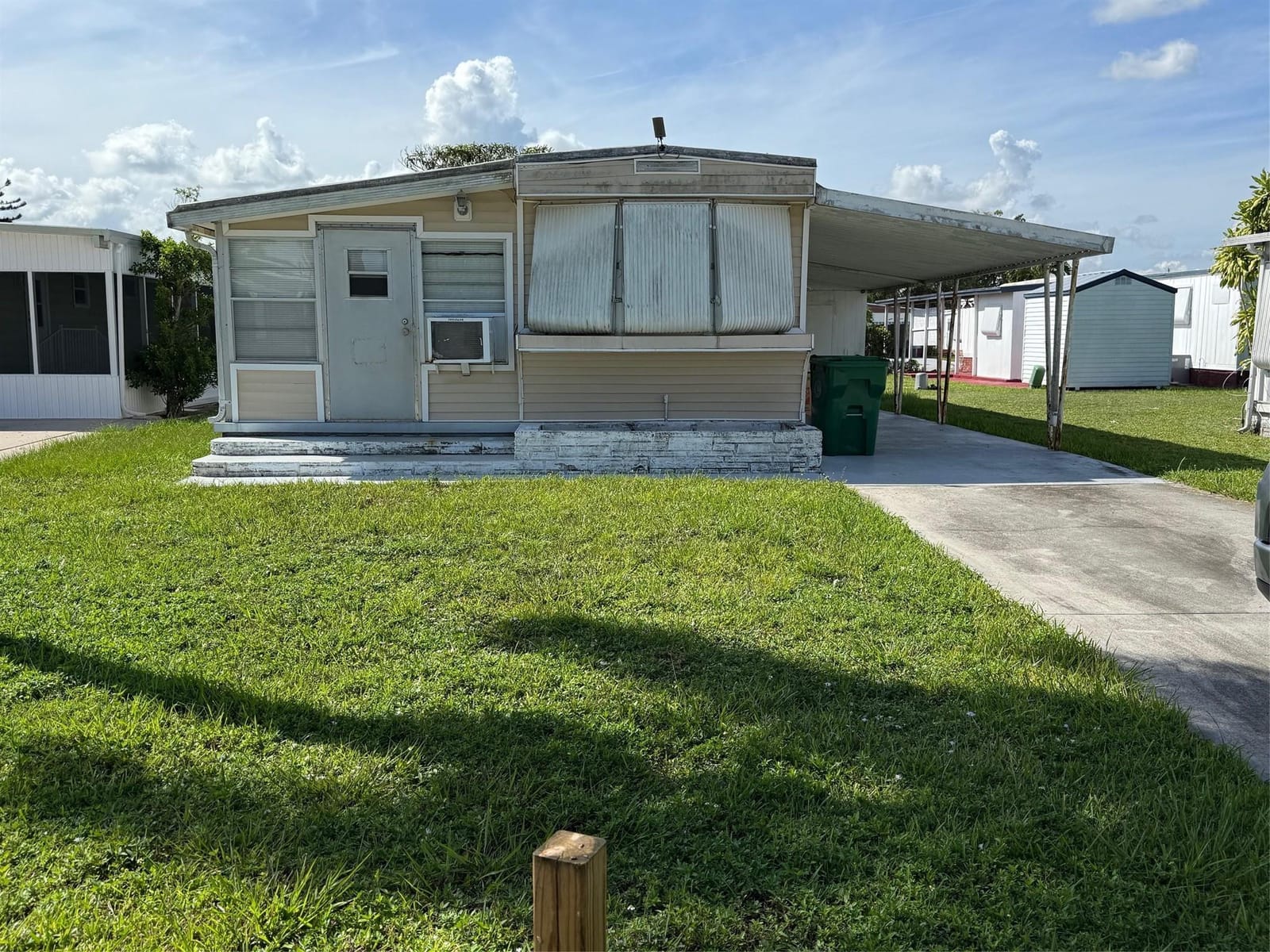 8510 SW 21st Street, Davie, FL 33324