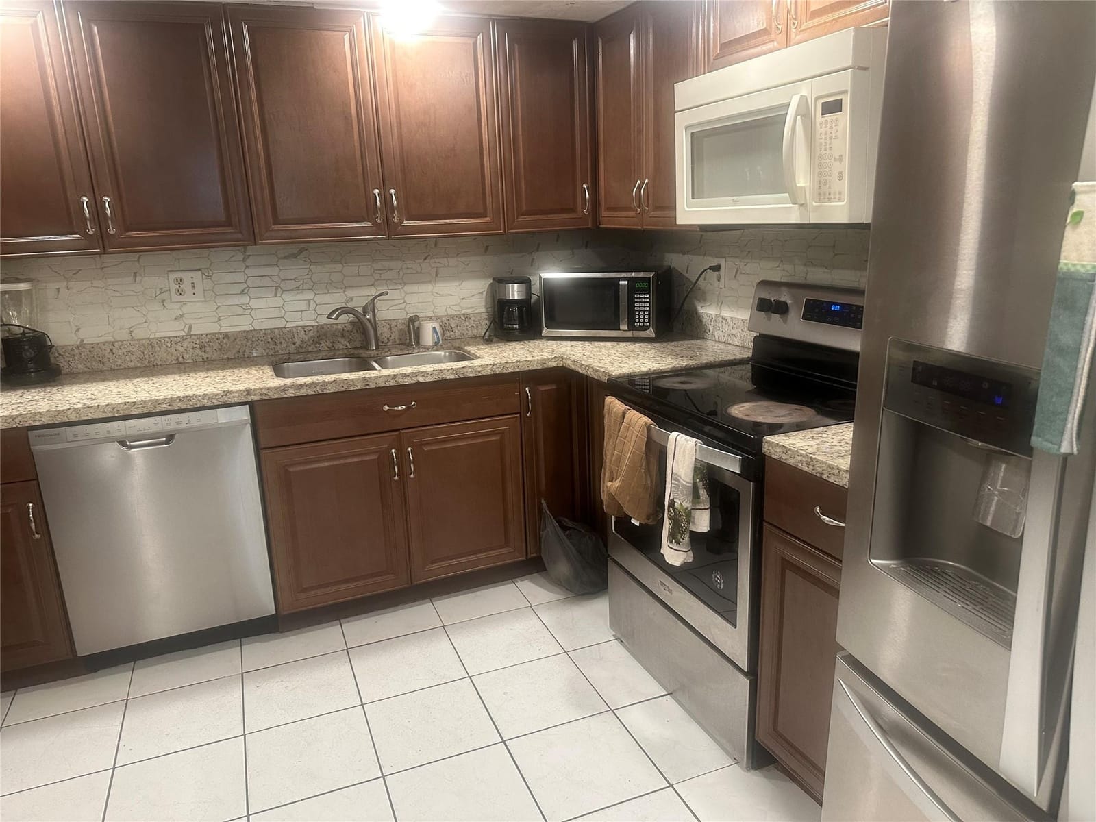 3980 NW 33rd Terrace, Lauderdale Lakes, FL 33309 photo 13