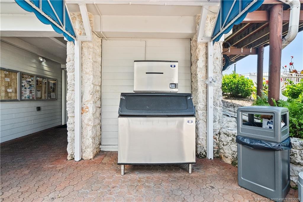 286 Nettles Boulevard, Jensen Beach, FL 34957 photo 25
