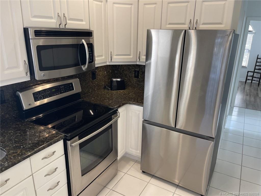 286 Nettles Boulevard — photo 8
