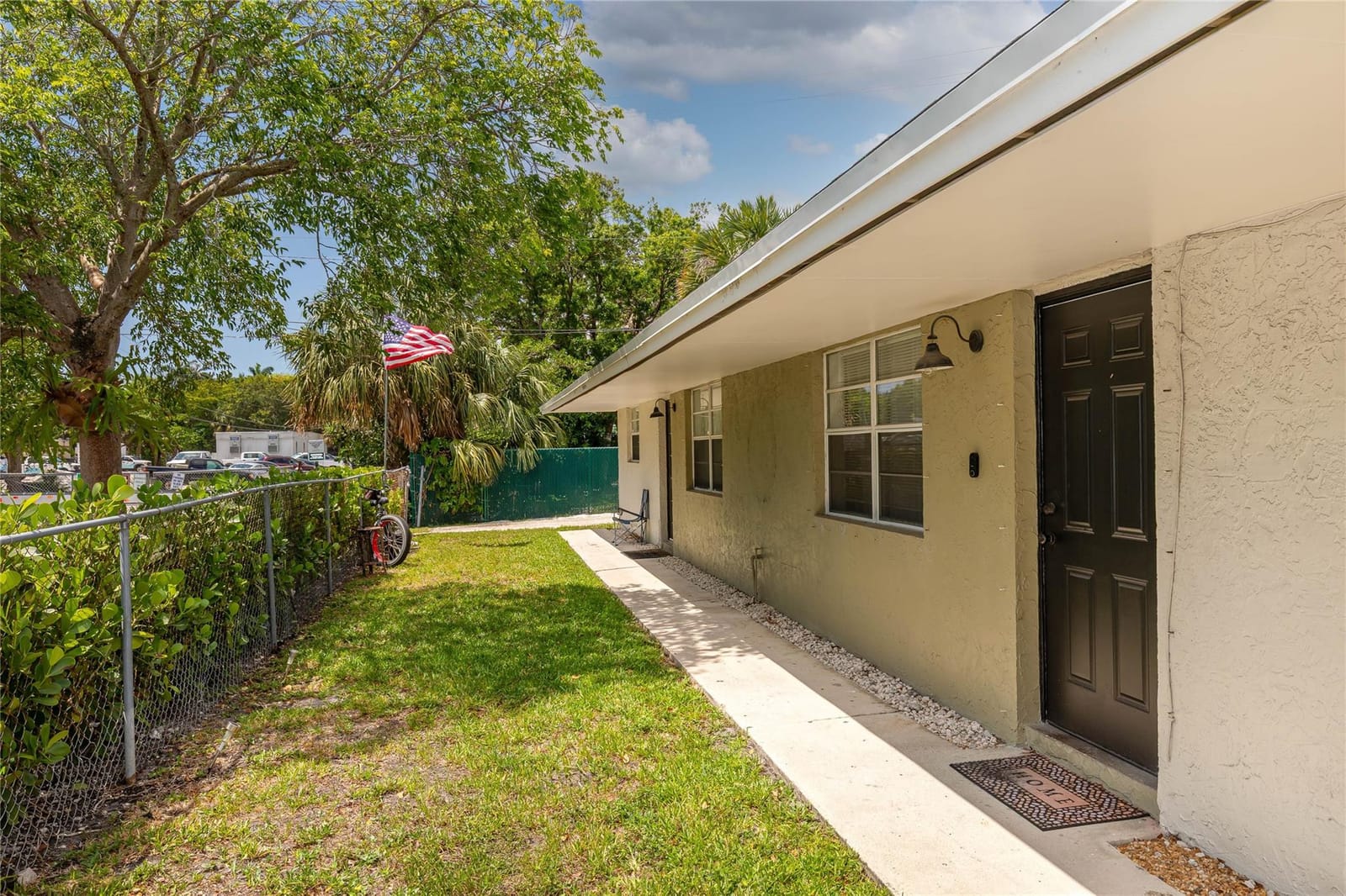 800 SW 30th Street — photo 4