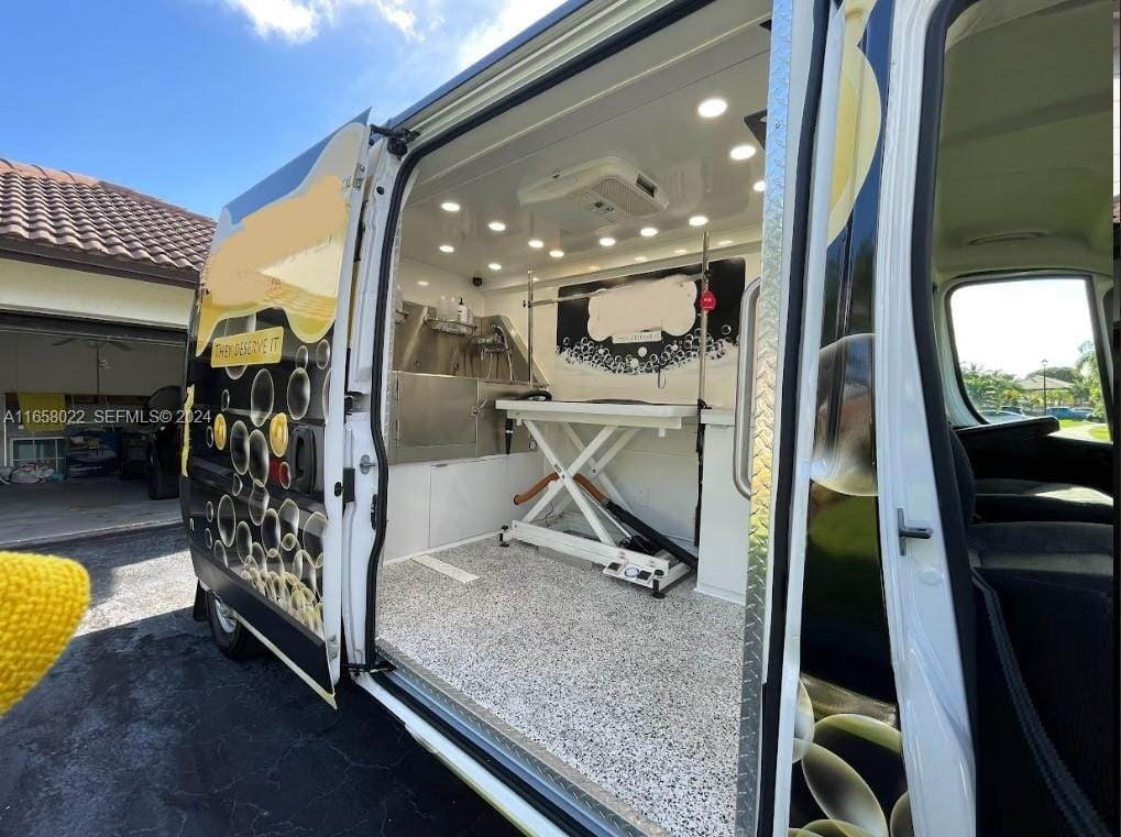000, Weston, FL 33331 photo 3