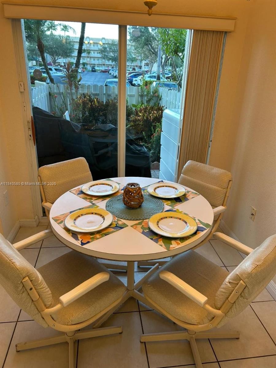 7635 Southampton Terrace 105, Tamarac, FL 33321 photo 5