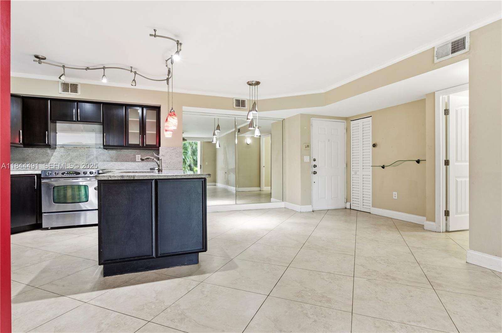1733 Village Boulevard 108 — photo 4