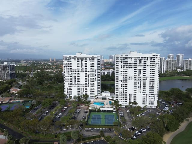 20225 NE 34th Court 517, sold in Delvista Towers Condo, Aventura, FL