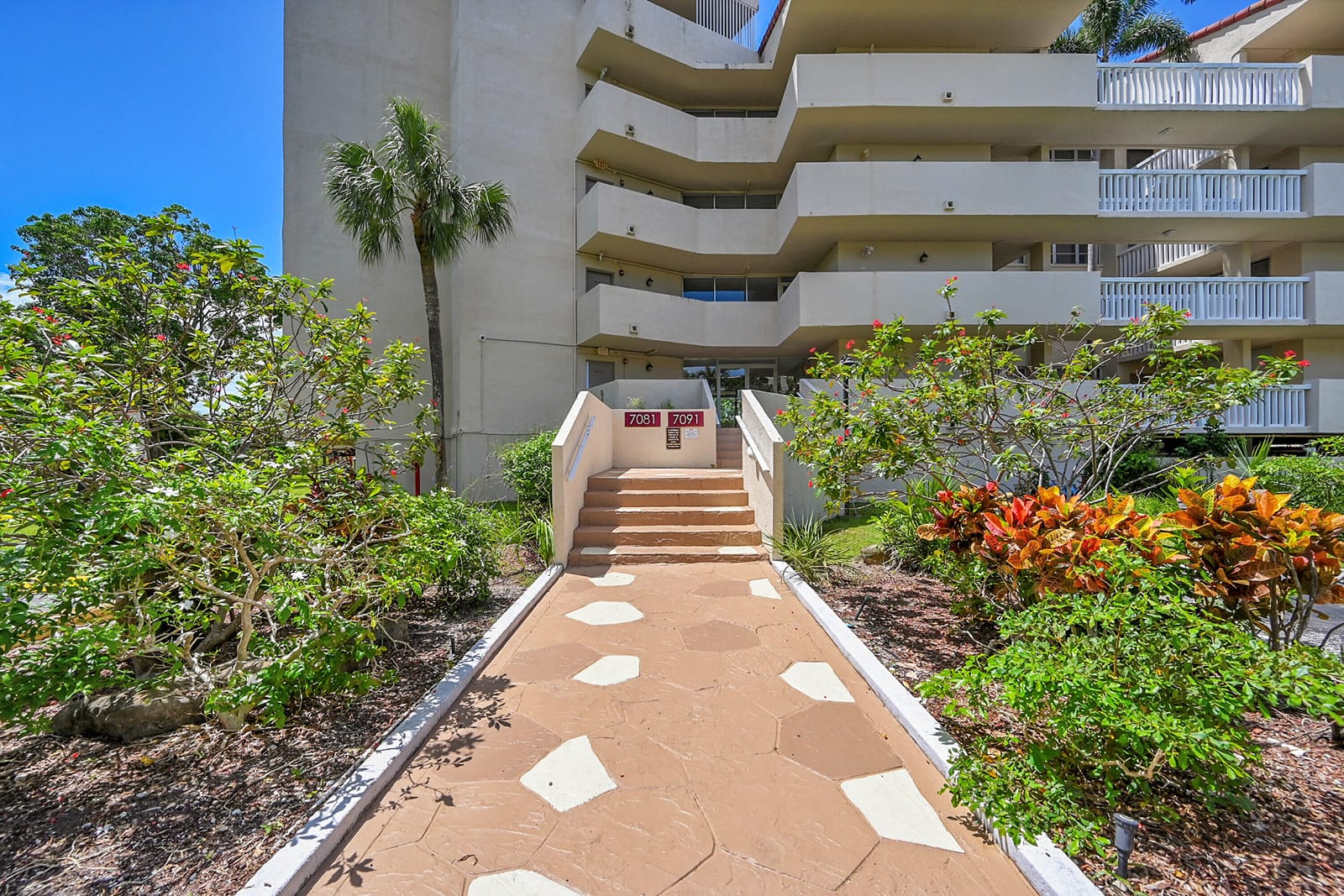 7081 Environ Boulevard #339, Lauderhill, FL 33319