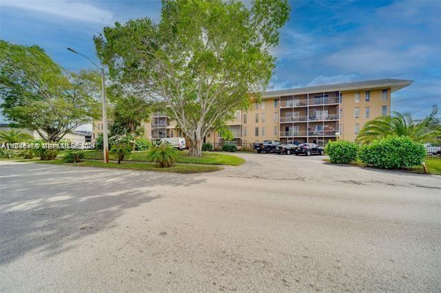 4848 NW 24th Court 230, Lauderdale Lakes, FL 33313, Lauderdale Lakes