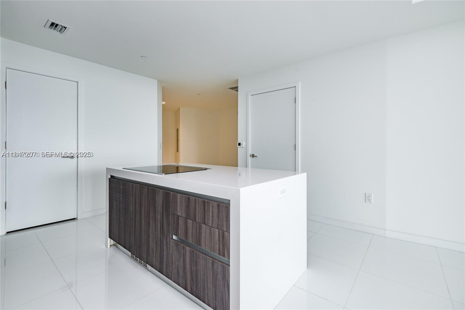 851 NE 1st Avenue 2100, Miami, FL 33132 photo 15