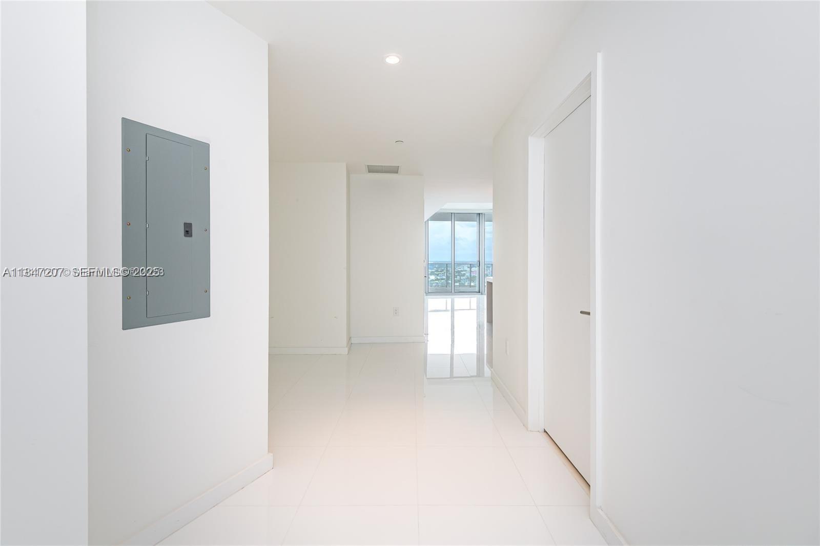 851 NE 1st Avenue 2100, Miami, FL 33132 photo 24