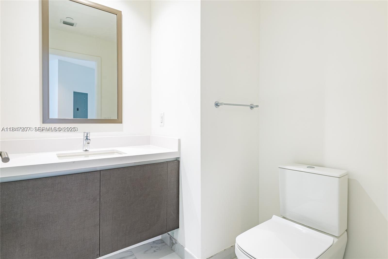 851 NE 1st Avenue 2100, Miami, FL 33132 photo 30